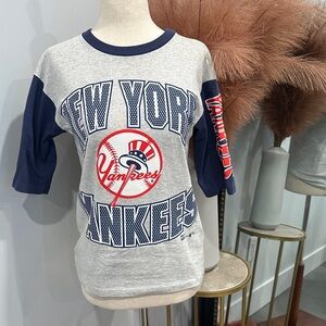 New York Yankees Kids Gray and Blue T-Shirt